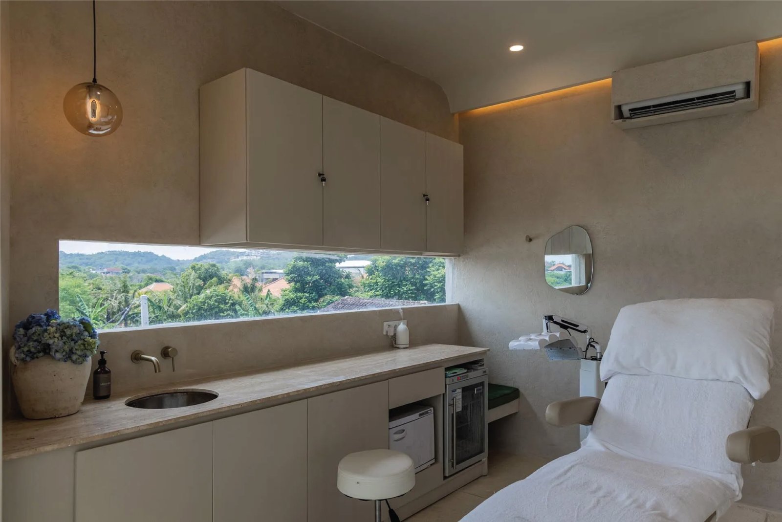 AESTHETICA - Image 3