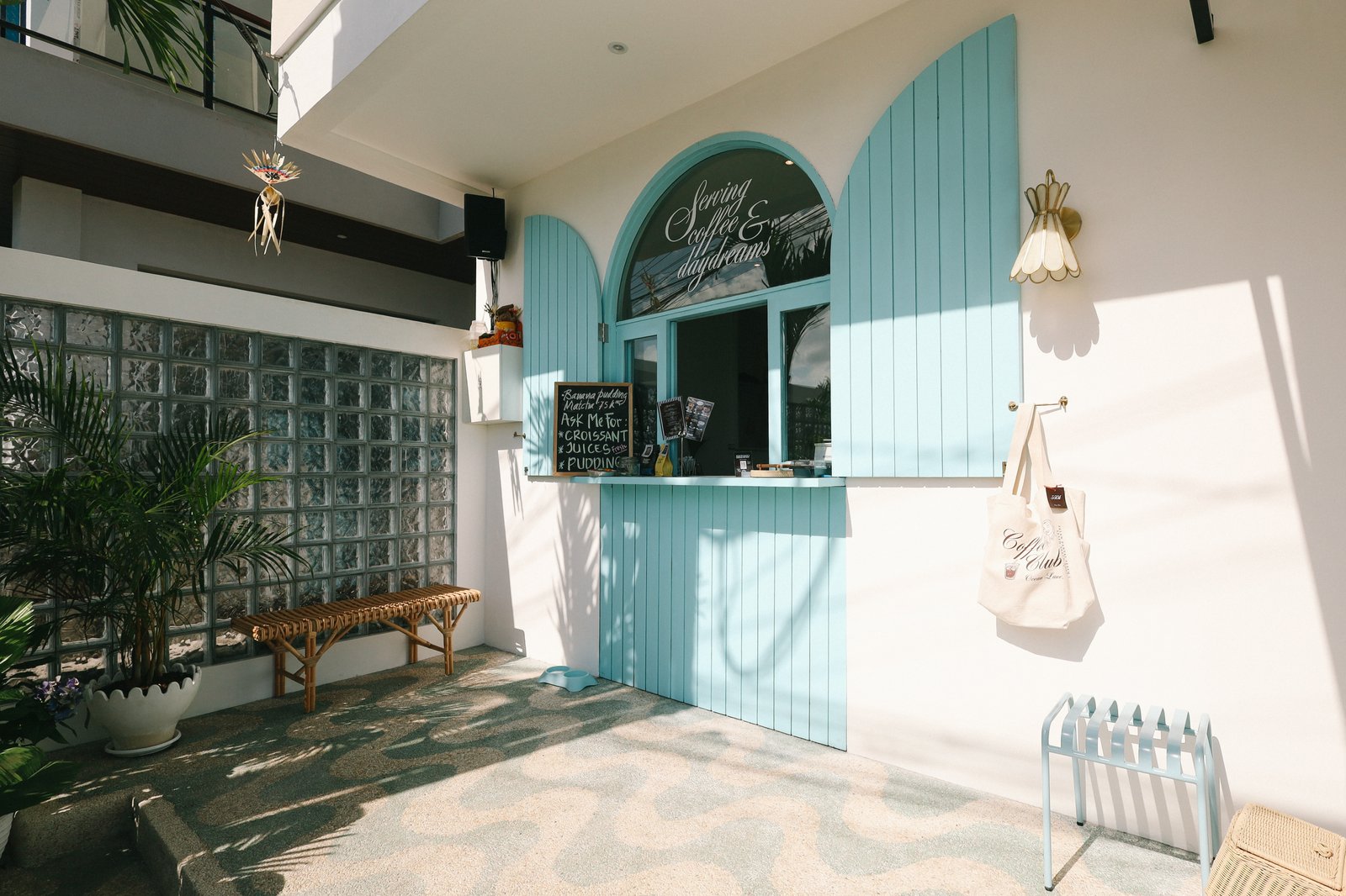 ISLAND TRADERS HOME - Image 6