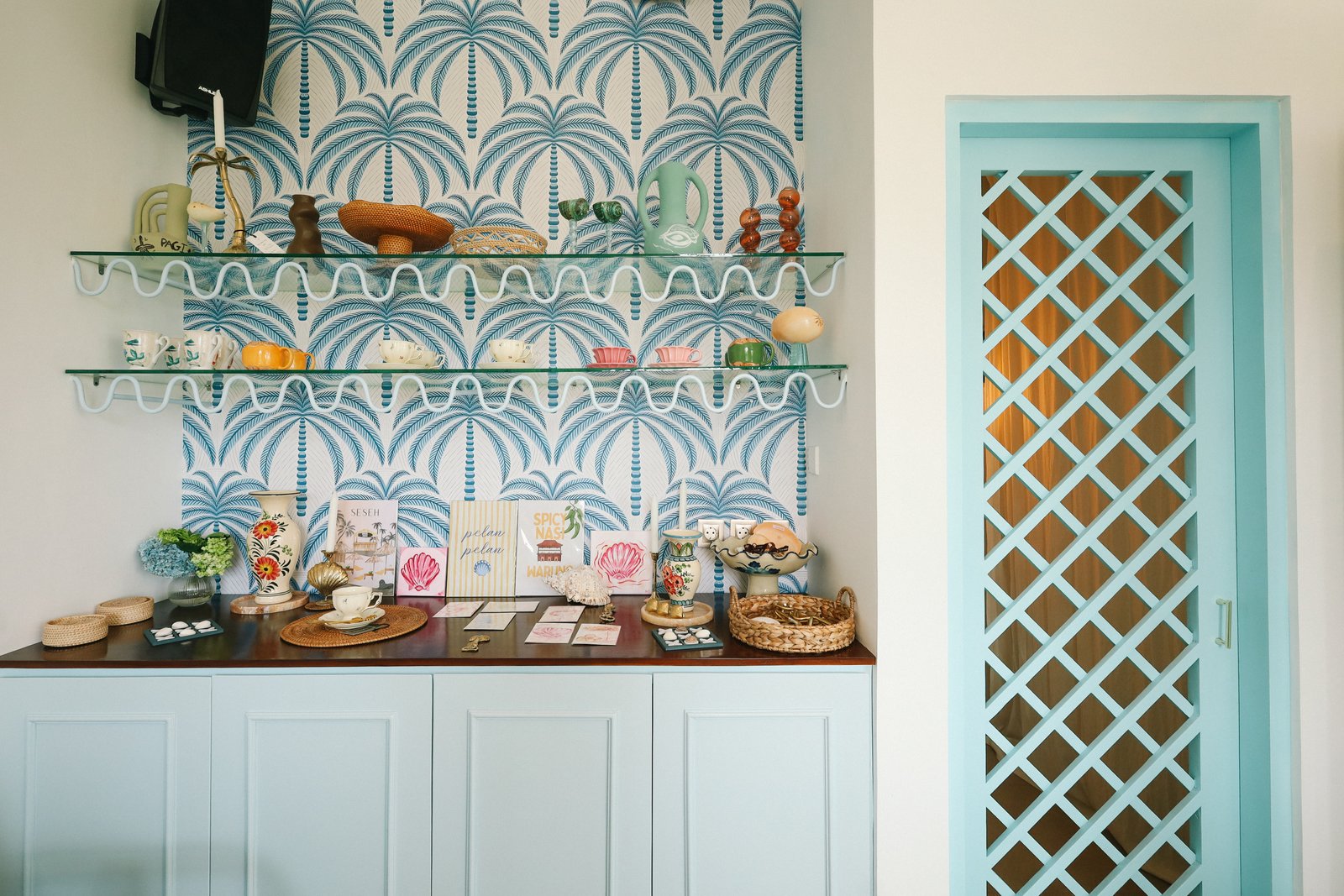 ISLAND TRADERS HOME - Image 9